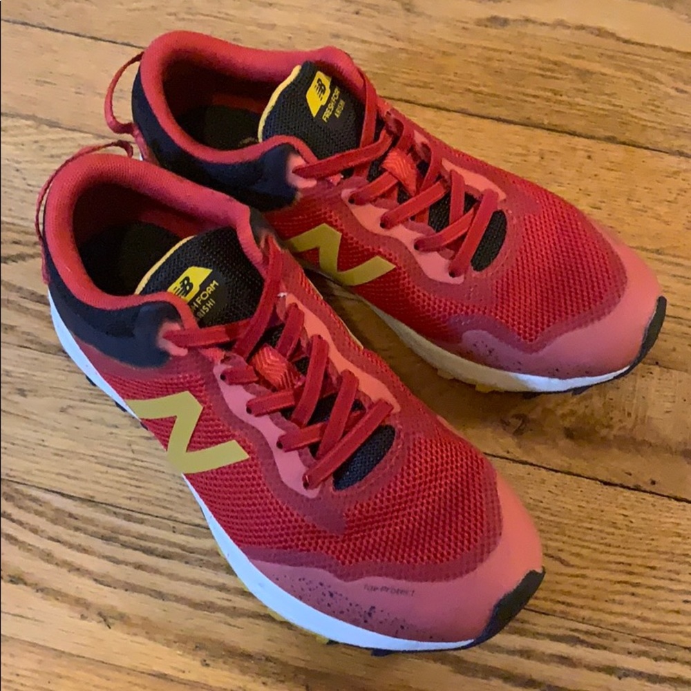 Red New Balance Fresh Foam Arishi